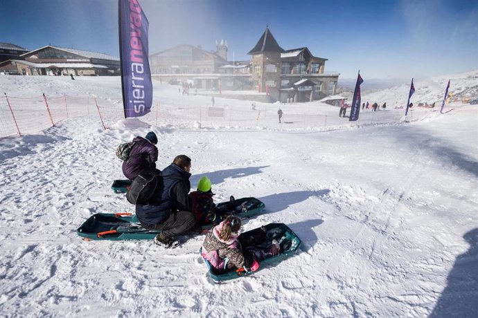 Actividades en Borreguiles en la apertura de la temporada 23-24