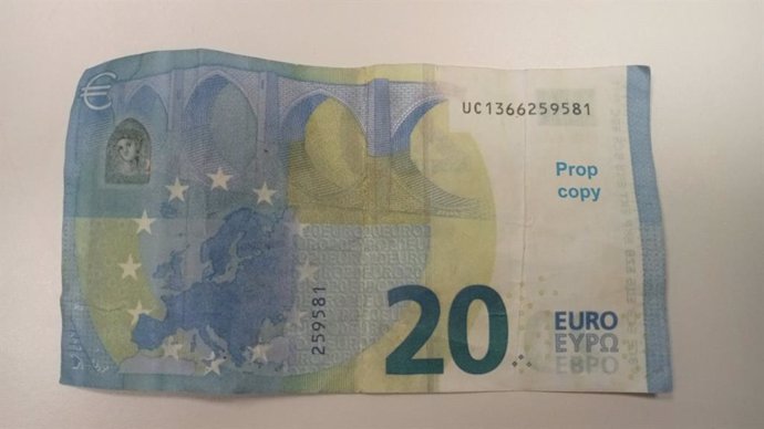 Estafa con billetes falsos de 20 euros