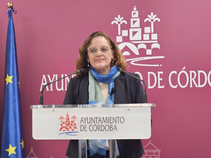 La concejala socialista en el Ayuntamiento de Córdoba Isabel Bernal en imagen de archivo.