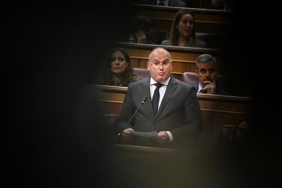 El portavoz del grupo parlamentario popular en el congreso, Miguel Tellado, durante el Pleno del Congreso, a 13 de noviembre de 2024, en Madrid (España).