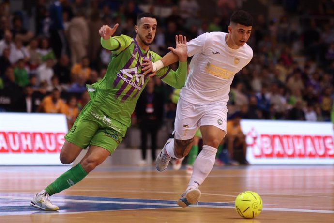 Manuel Piqueras, en un partido con el Illes Balears Palma Futsal.