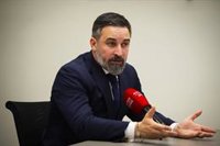 Abascal dice que la negociación con el PP para presupuestos en CCAA va "mal" y no descarta más rupturas en ayuntamientos
