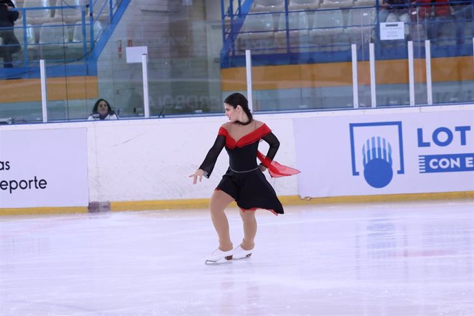 PATRICIA BLÁZQUEZ, DEL CLUB HIELO RIOJA, REPRESENTARÁ A LA COMUNIDAD EN EL CAMPEONATO DE ESPAÑA ABSOLUTO DE PATINAJE ARTISTICO SOBRE HIELO