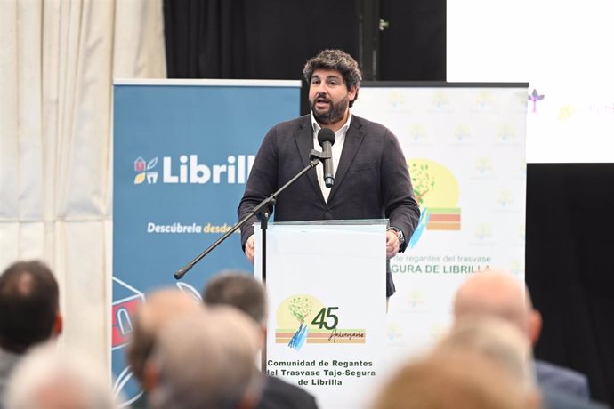 El jefe del Ejecutivo regional, Fernando López Miras, presidió el acto conmemorativo del 45 aniversario de la Comunidad de Regantes de Librilla.