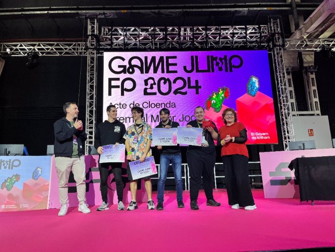 Entrega de premios en la Game Jump FP 2024