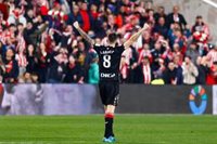 Sancet hace bueno para el Athletic el empate de Krejci al Villarreal