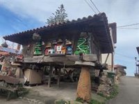 El bonito pueblo de 37 habitantes de Asturias que sorprende fuera de España por sus luces navideñas