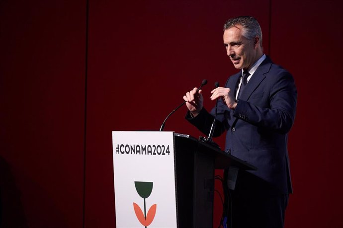 El consejero de Medio ambiente, Agricultura e Interior de Madrid, Carlos, durante la inauguración del Congreso Nacional del Medio Ambiente (CONAMA), en IFEMA Madrid, a 2 de diciembre de 2024, en Madrid (España).