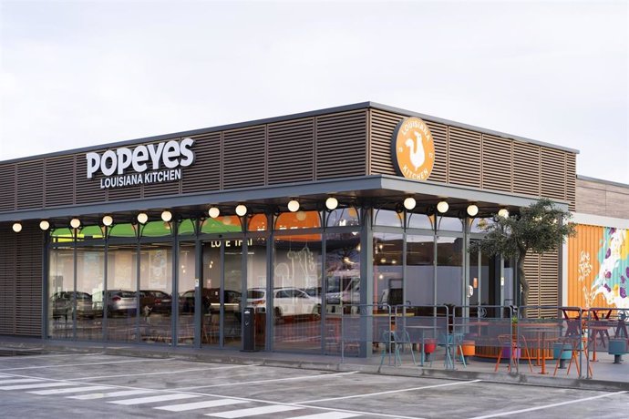 Archivo - Restaurant Brands Iberia lleva la franquicia Popeyes a Italia este año.