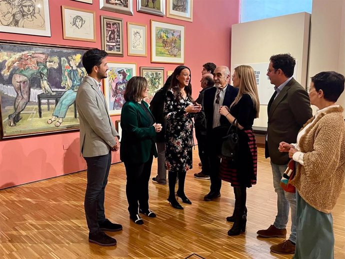 La consejera de Turismo, Cultura, Juventud y Deportes, Carmen Conesa, en la presentación de la exposición 'Molina Sánchez. Huerta de Salabosque'.