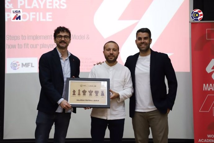 LaLiga y la MFL colaboran en una formación de alto nivel para entrenadores de fútbol.