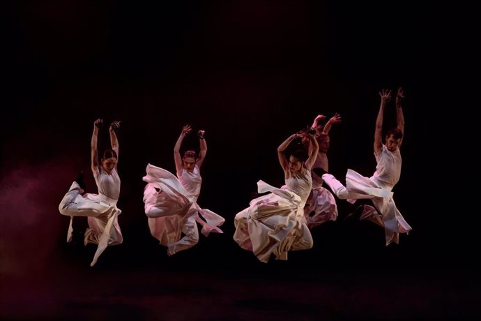 Archivo - Imagen de archivo de Rajatabla Danza con su coreografía 'Anemoi'.