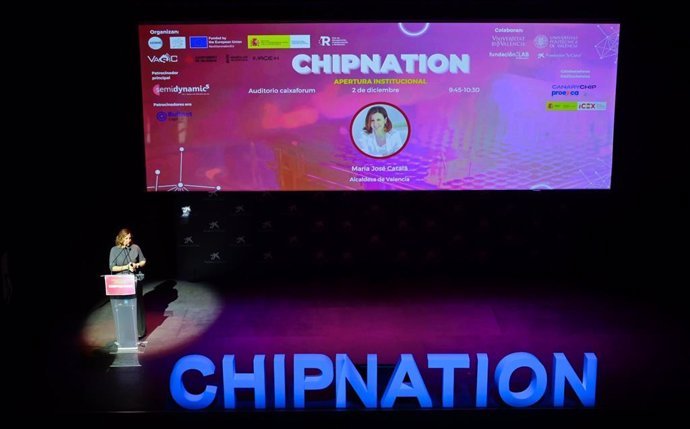 L'alcaldessa de València, María José Catalá, en la inauguració de ChipNation