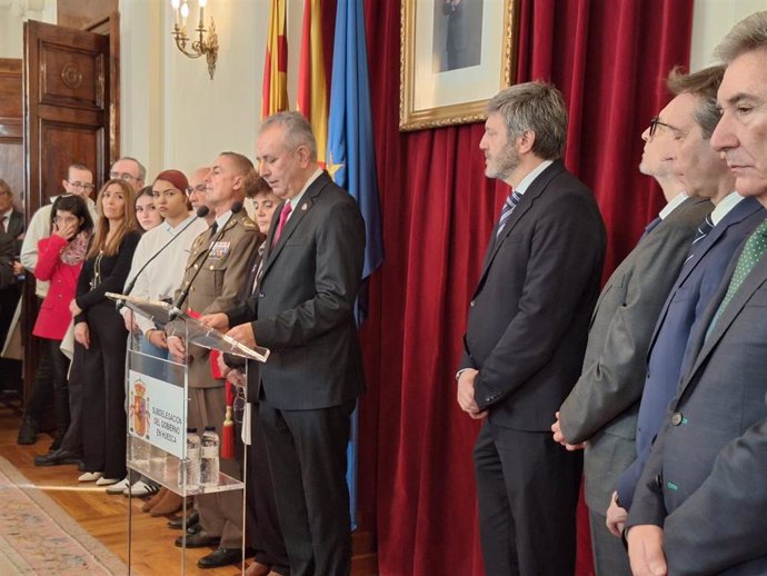 El subdelegado del Gobierno en Huesca, Carlos Campo, en el acto de la Constitución.