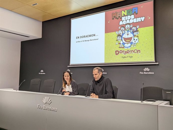 Meritxell Puig y Oriol Estrada durante la rueda de prensa previa al 30 Manga Barcelona.