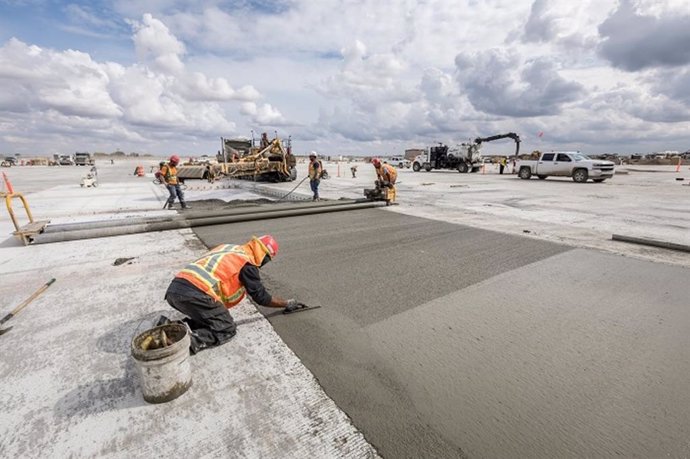 El Ministerio de Transportes aprueba una orden circular con los criterios para calcular la huella de carbono provocada por la construcción y rehabilitación de firmes.