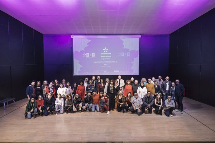 Foto de familia de la segunda Residencia de Cine en Extremadura.