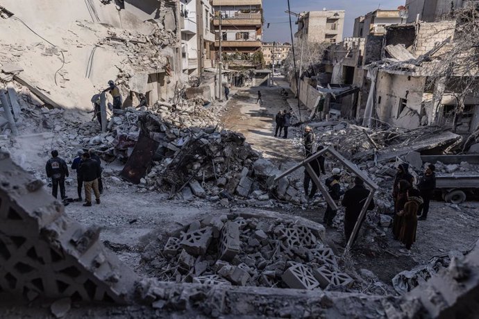 02 December 2024, Syria, Idlib: A general view of destruction at a camp for displaced people in the town of Harbanoush, caused by a Syrian regime airstrike. At least 11 people, including five children, were killed when Syrian and Russian warplanes launche