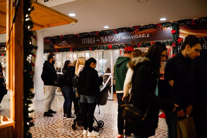 El centro comercial Bahía Sur prevé superar el millón de visitas durante la temporada navideña a través de una programación especial.