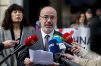 Delegado del Gobierno califica de "epicentro de vetos, bulos y amenazas" a la Comunidad en el acto por la Constitución