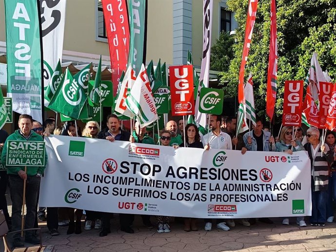 Protesta sanitaria contra las agresiones a los profesionales en los centros de salud.