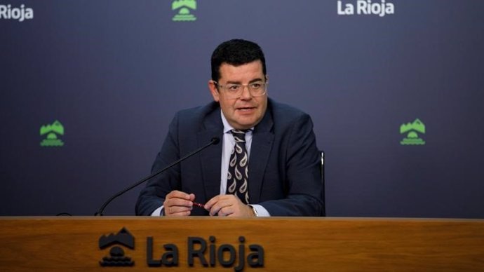 El portavoz del Gobierno riojano, Alfonso Domínguez