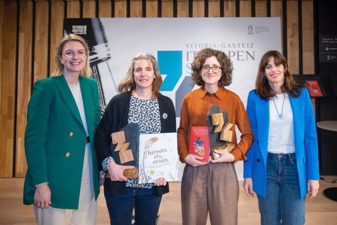 Amaia Apalauza y Naroa Zubillaga, reconocidas con los premios ‘Vitoria-Gasteiz’ a las mejores traducciones al euskera de obras de literatura infantil y juvenil