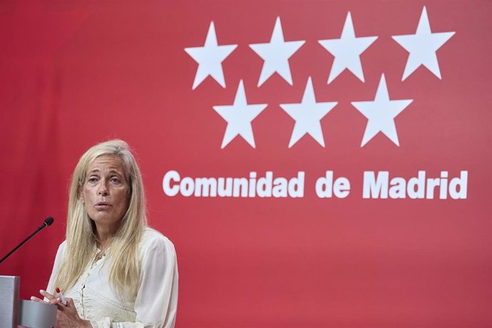 Archivo - La consejera de Economía, Hacienda y Empleo, Rocío Albert, ofrece una rueda de prensa tras la reunión del Consejo de Gobierno de la Comunidad de Madrid, en la Real Casa de Correos, a 17 de julio de 2024, en Madrid (España). 