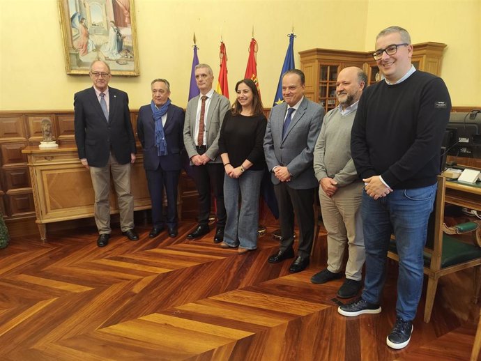 Reunión del Consejo de Cuentas con la alcaldesa de Palencia.