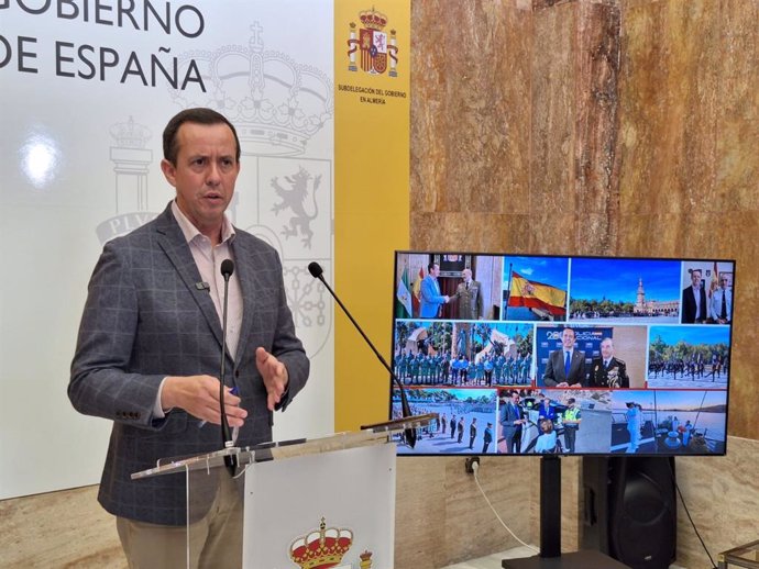 El subdelegado de Gobierno en Almería, José María Martín, presenta los reconocimientos por el Día de la Constitución 2024.