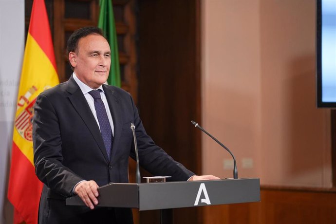 El consejero de Universidad, José Carlos Gómez Villamandos, este martes en la rueda de prensa posterior a la reunión del Consejo de Gobierno.