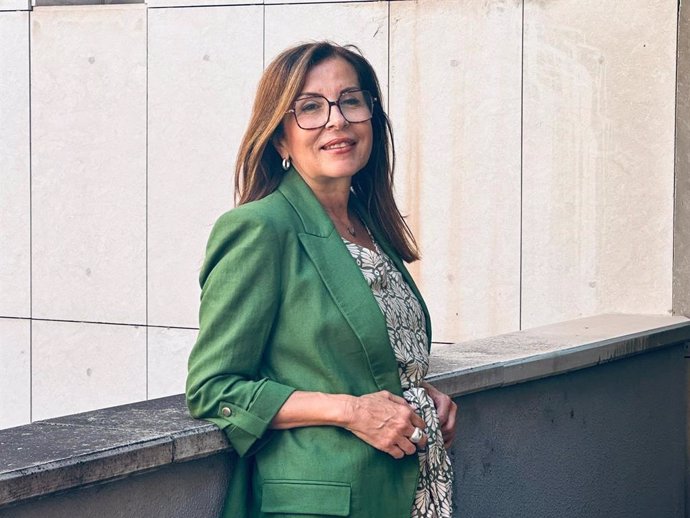 Lola Padrón, Diputada del Común