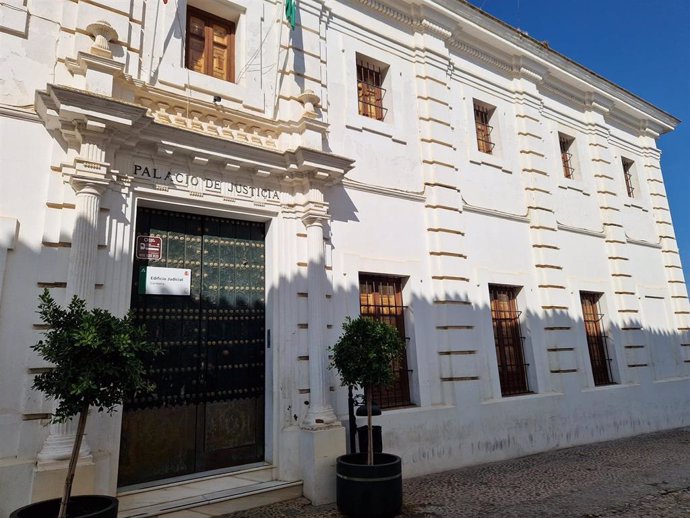 Archivo - Sede actual de los juzgados de Carmona