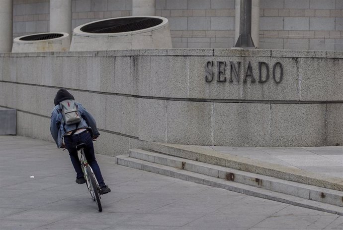 Archivo - Fachada del Senado de España