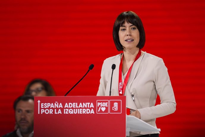 La ministra de Universidades, Diana Morant, durante la inauguración del 41º Congreso Federal del PSOE en el Palacio de Congresos y Exposiciones, a 30 de noviembre de 2024 en Sevilla (Andalucía, España). El PSOE inaugura su 41 Congreso Federal en el que el