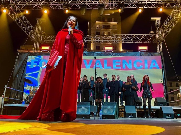 Diana Navarro durante la inauguración del encendido de la Navidad en Málaga