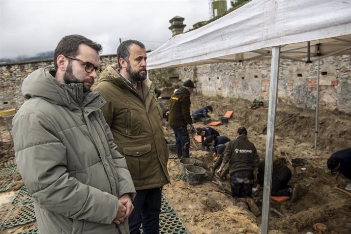 Tercera campaña de exhumaciones de Gogora en el cementerio de Orduña (Bizkaia)