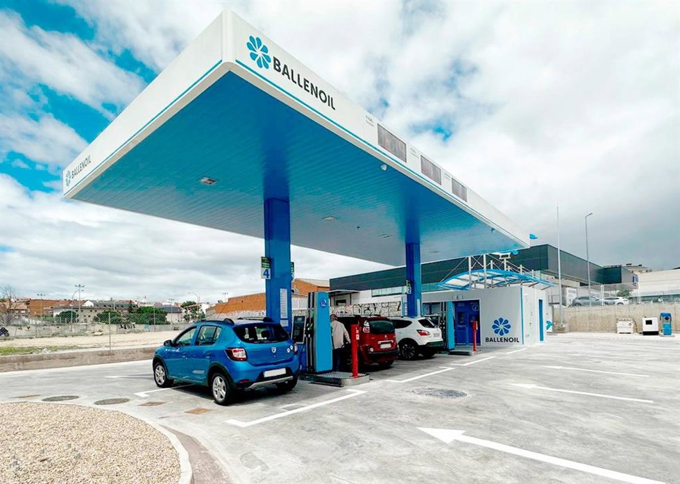 Estación de Ballenoil.
