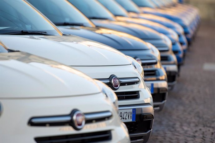 Archivo - Las ventas de coches en Italia caen un 10,8% en noviembre, hasta las 124.251 unidades. 