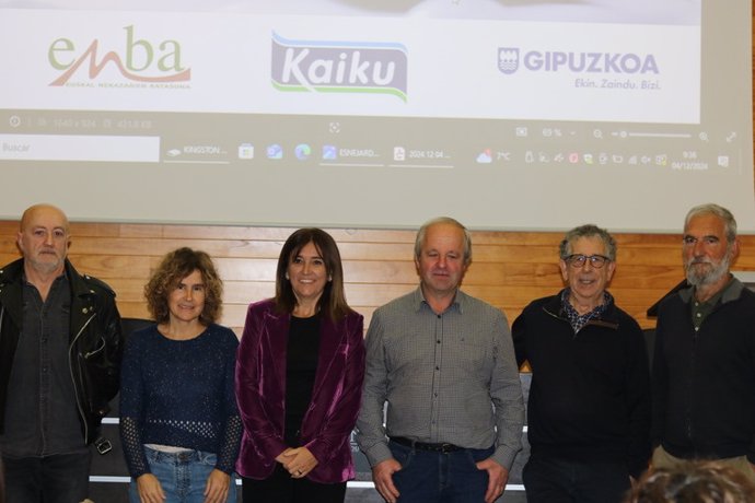 La consejera de Alimentación, Desarrollo Rural, Agricultura y Pesca, Amaia Barredo, en una jornada organizada por ENBA en Zaldibia