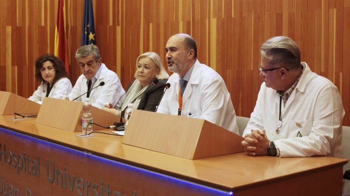 Inauguración de la I Jornada de Humanización en el Hospital Juan Ramón Jiménez de Huelva.