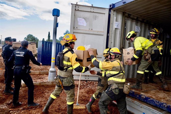 El operativo que el Gobierno de Aragón desplegado en Catarroja (Valencia) tras la DANA inicia el repliego