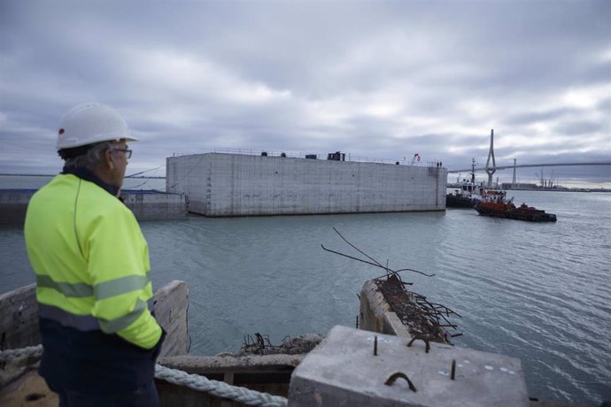 Uno de los ocho cajones de la línea de atraque de la segunda fase de la Nueva Terminal de Contenedores del Puerto de Cádiz