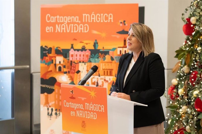 La alcaldesa, Noelia Arroyo, presenta la programación navideña de Cartagena