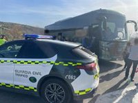 Interceptado en Torreperogil (Jaén) el conductor de un autobús con 37 pasajeros que duplicaba la tasa de alcohol