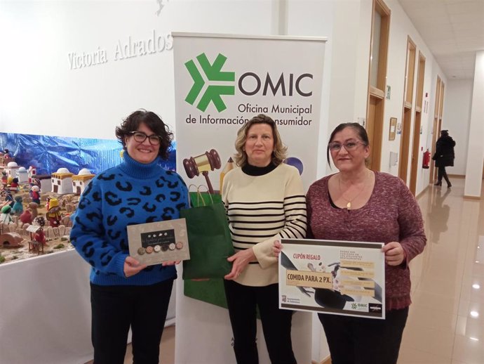 Isabel García gana el Concurso de Recetas de Legumbres del Ayuntamiento de Salamanca con su 'Volcán mixto de garbanzos'.