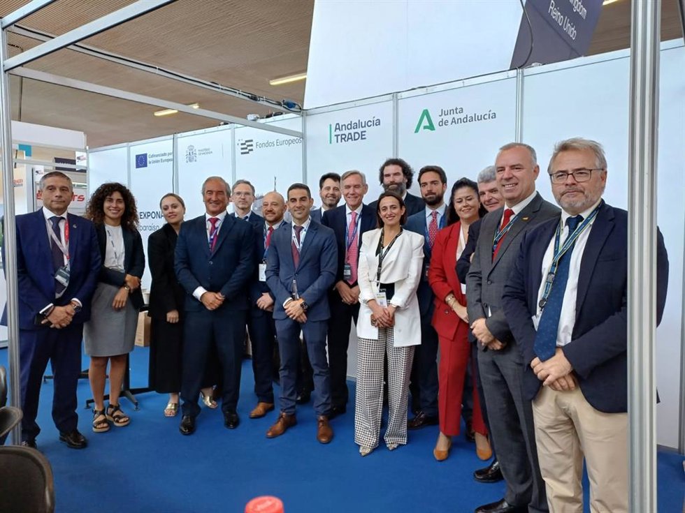 Un grupo de diez empresas andaluzas participa en la feria Exponaval Chile gracias a la ayuda de Andalucía Trade.