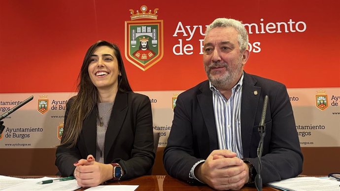 Ballesteros y Niño durante la rueda de prensa posterior a la Junta Local de Gobierno.