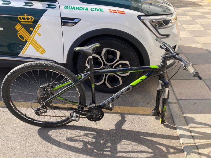 Una de las bicicletas afectadas por los hurtos en el puerto de Sotogrande.