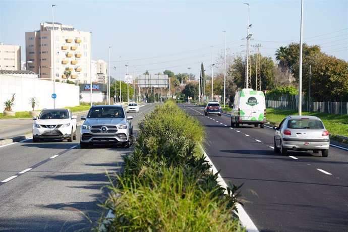 Reabre al tráfico de la calle José Delgado Brackenbury